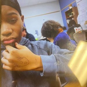 Meet your Posher, Amir